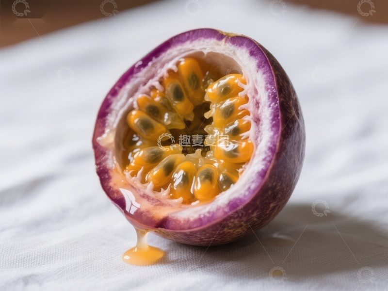 高清大图下载【趣麦麦图】切开的百香果，汁液滴落