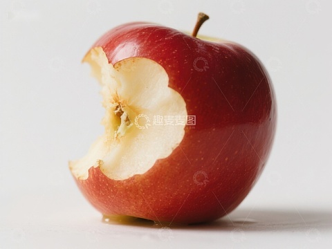 被咬一口的红苹果
