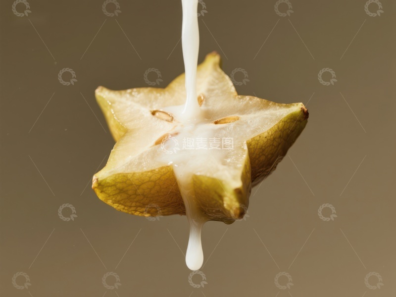 高清大图下载【趣麦麦图】牛奶滴落于切片杨桃之上