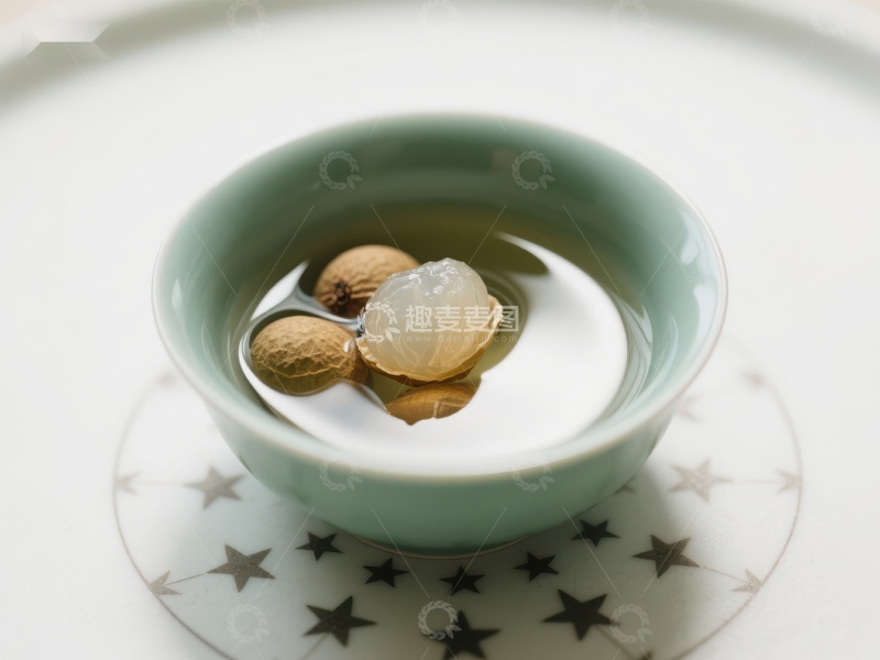 高清大图下载【趣麦麦图】青瓷碗中泡着龙眼和桂圆