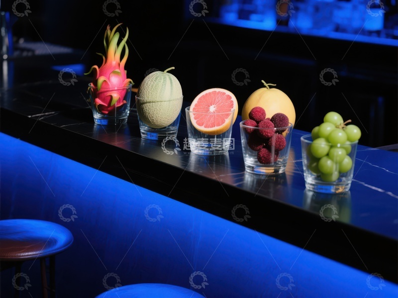 高清大图下载【趣麦麦图】吧台上的新鲜水果展示