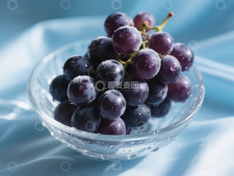 高清大图下载【趣麦麦图】新鲜葡萄置于透明碗中