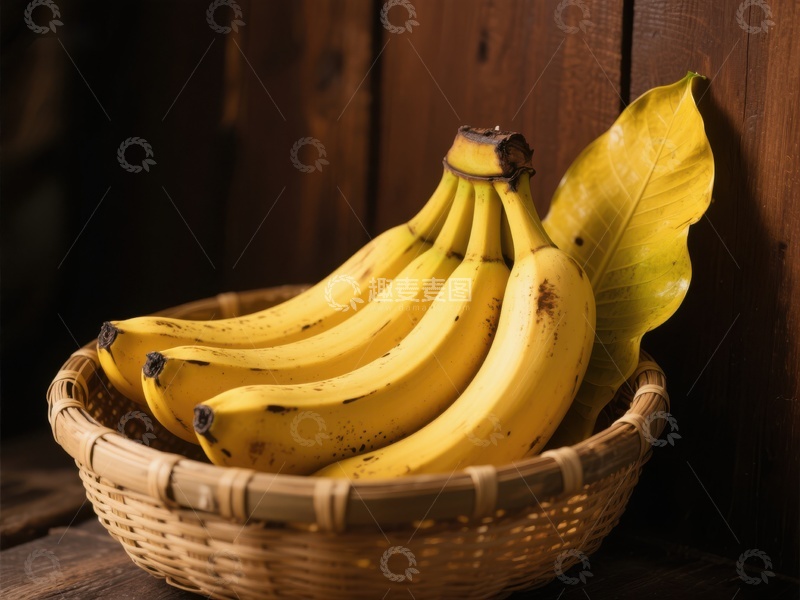 高清大图下载【趣麦麦图】篮子里的香蕉与绿叶