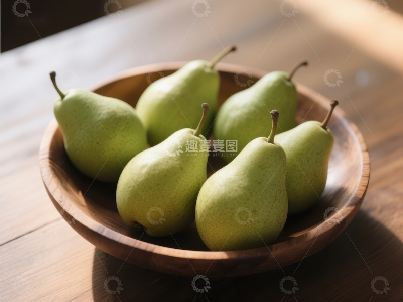 高清大图下载【趣麦麦图】木碗中的青绿色梨子