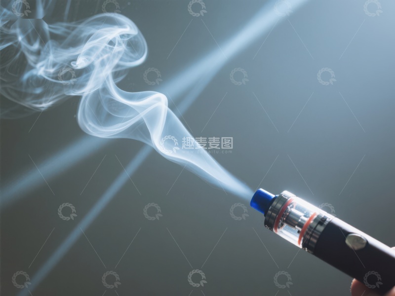 高清大图下载【趣麦麦图】电子烟释放蒸汽的瞬间
