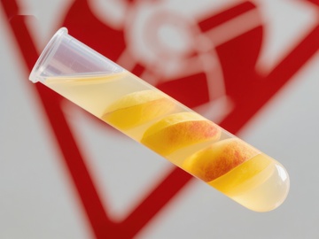 试管内液体与警告标志背景