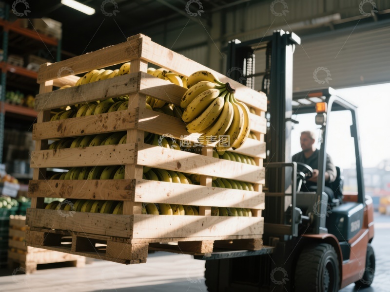 高清大图下载【趣麦麦图】叉车搬运香蕉木箱