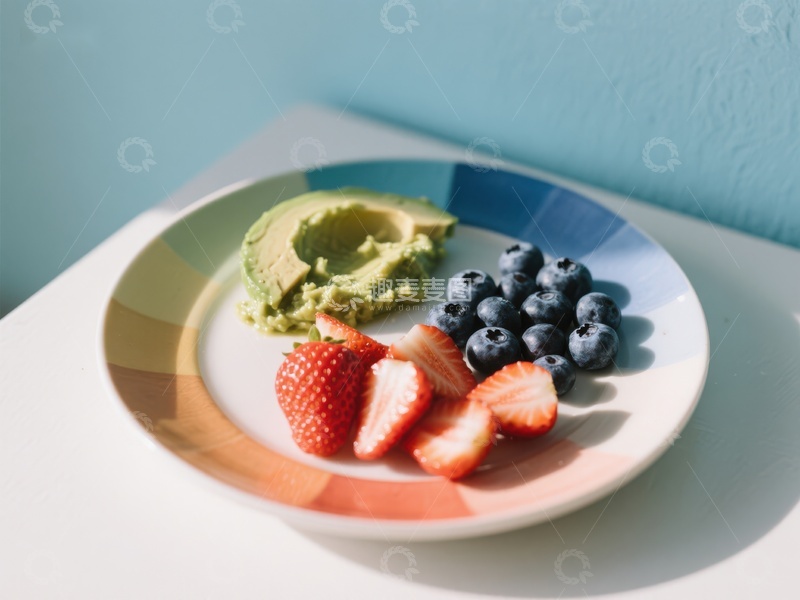 高清大图下载【趣麦麦图】色彩缤纷的水果与牛油果泥早餐盘