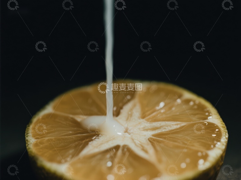 高清大图下载【趣麦麦图】柠檬切片中果汁流淌