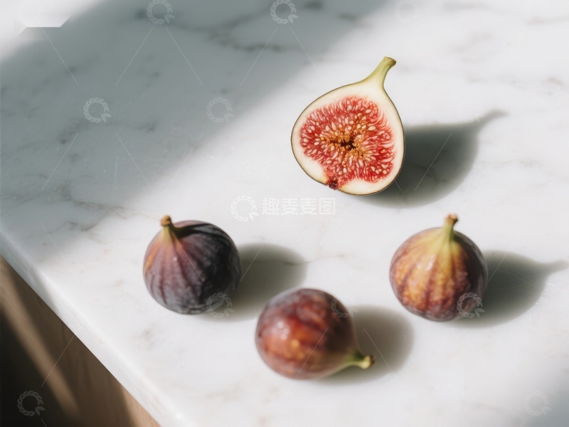 高清大图下载【趣麦麦图】新鲜无花果切半展示