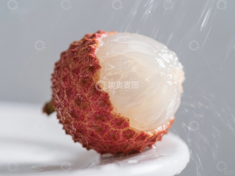 高清大图下载【趣麦麦图】新鲜荔枝被水滴溅射的瞬间