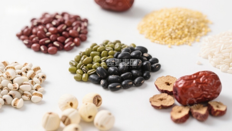 高清大图下载【趣麦麦图】多种谷物与豆类的静物展示