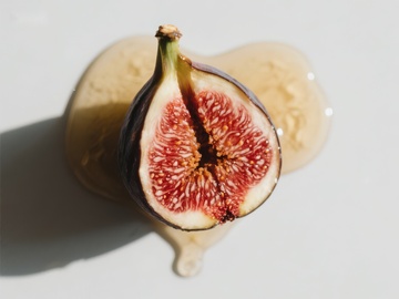 切开的无花果特写