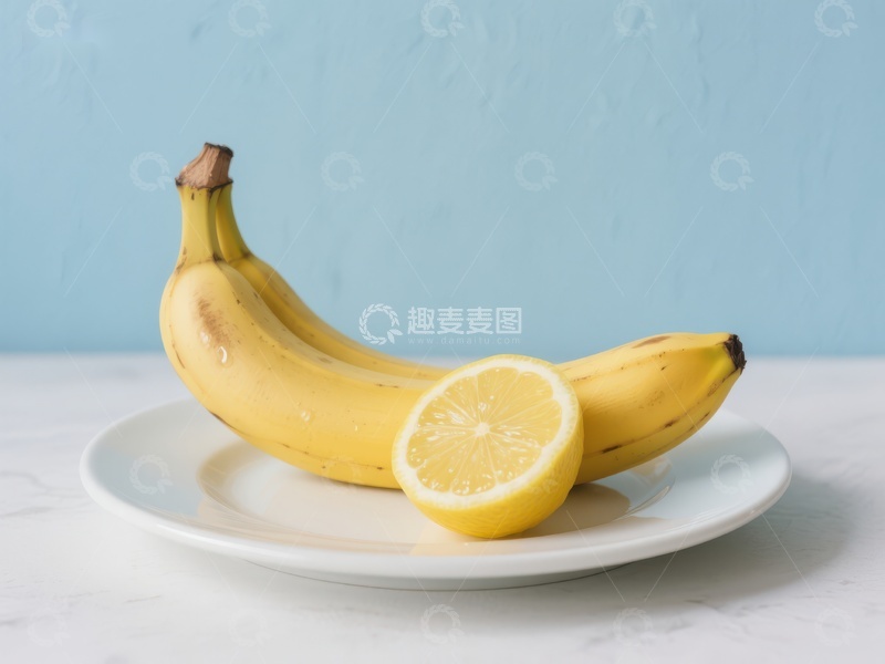 高清大图下载【趣麦麦图】香蕉与柠檬切片置于白色盘中