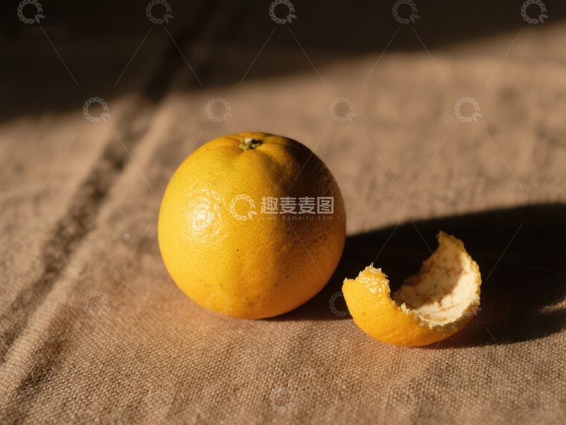 高清大图下载【趣麦麦图】阳光下的橙子与果皮
