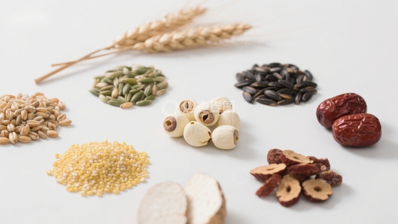 高清大图下载【趣麦麦图】多种谷物与干果的静物展示