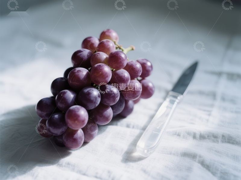 高清大图下载【趣麦麦图】葡萄与刀具静物摄影