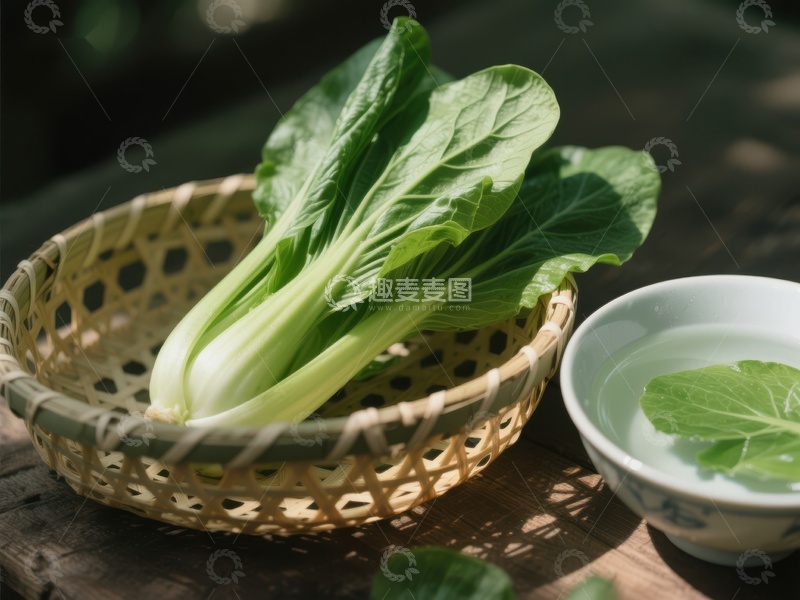 高清大图下载【趣麦麦图】新鲜青菜与清水碗