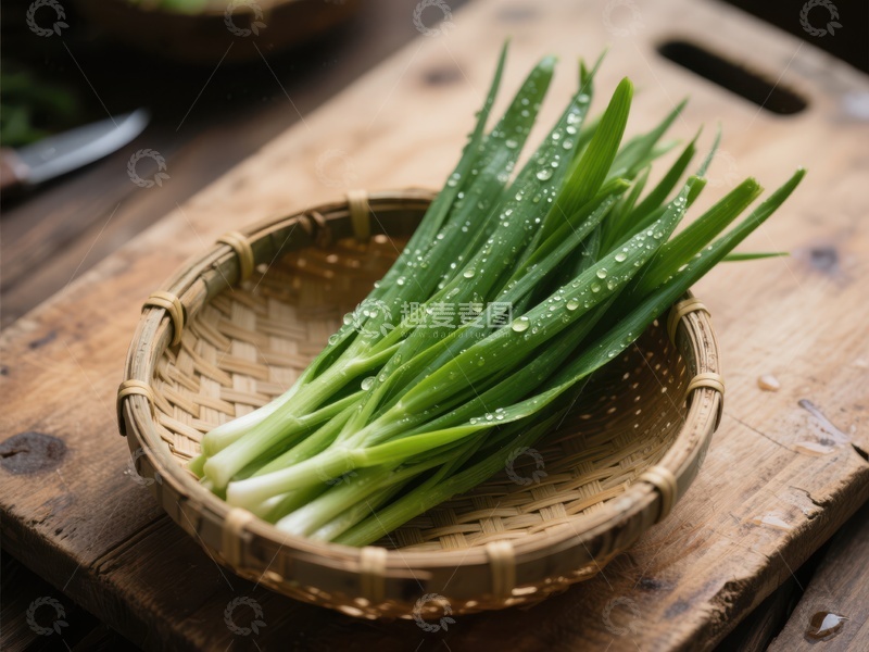 高清大图下载【趣麦麦图】新鲜葱苗置于竹篮中