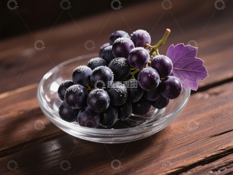高清大图下载【趣麦麦图】透明碗中的紫葡萄