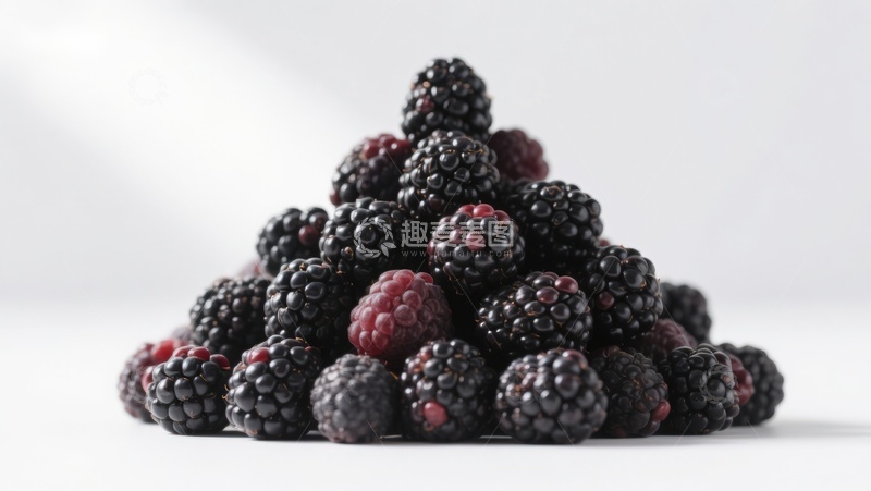 高清大图下载【趣麦麦图】新鲜黑莓堆叠特写
