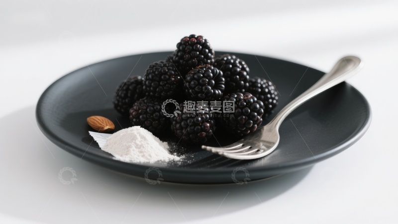 高清大图下载【趣麦麦图】黑盘上的黑莓与杏仁