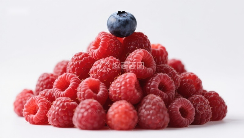 高清大图下载【趣麦麦图】蓝莓点缀的覆盆子堆