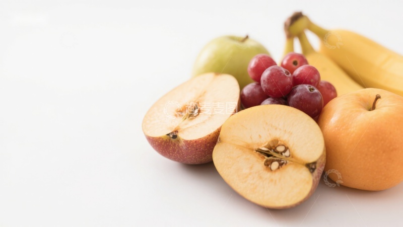 高清大图下载【趣麦麦图】新鲜水果组合，包括苹果、香蕉和葡萄