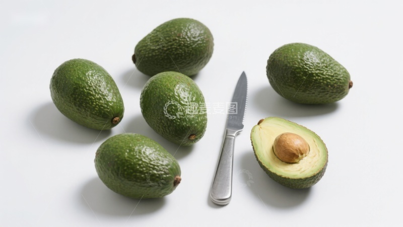 高清大图下载【趣麦麦图】新鲜牛油果与刀具展示
