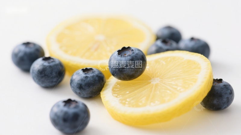 高清大图下载【趣麦麦图】柠檬切片与蓝莓的清新组合