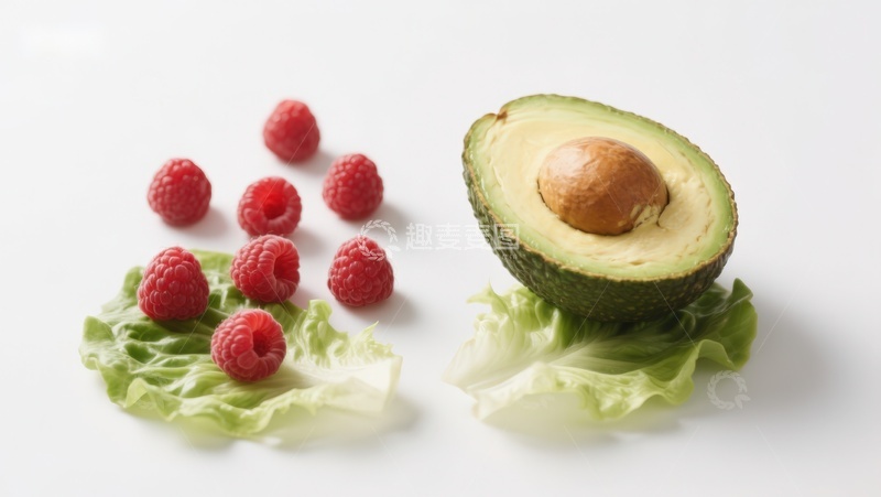 高清大图下载【趣麦麦图】新鲜牛油果与覆盆子的健康搭配