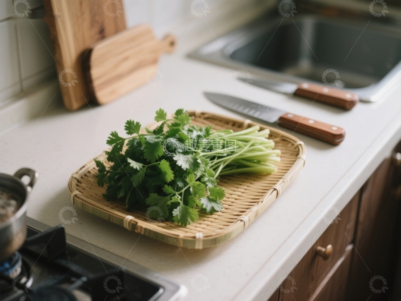 高清大图下载【趣麦麦图】厨房台面上的香菜与刀具