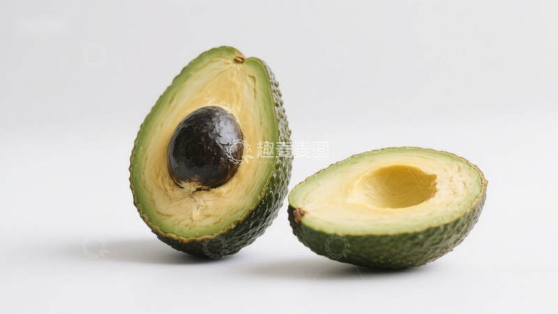 高清大图下载【趣麦麦图】切开的牛油果展示果肉与果核