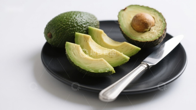 高清大图下载【趣麦麦图】切片牛油果与刀具