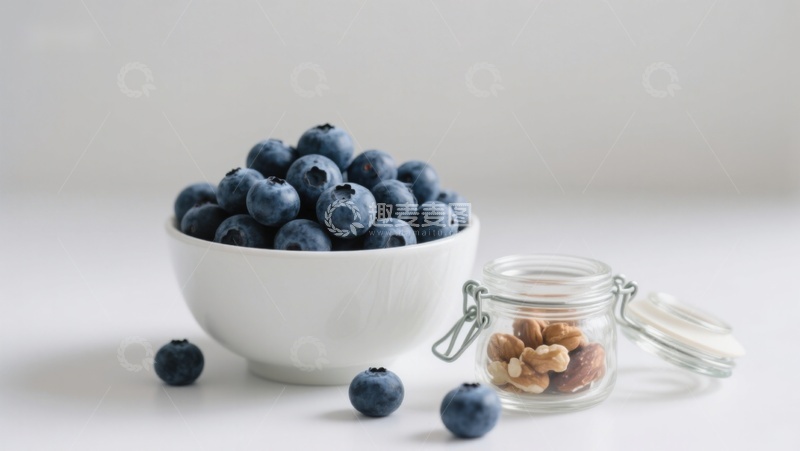 高清大图下载【趣麦麦图】蓝莓与坚果的健康搭配