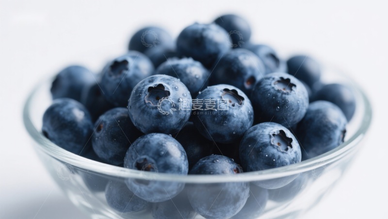 高清大图下载【趣麦麦图】新鲜蓝莓盛于透明碗中