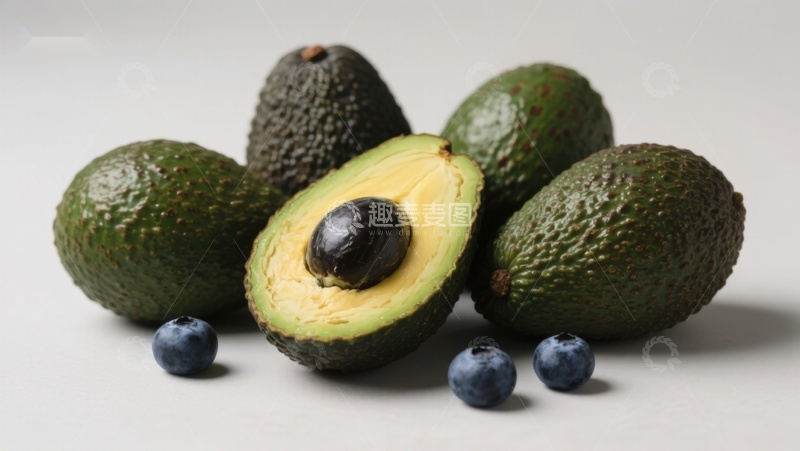 高清大图下载【趣麦麦图】新鲜牛油果与蓝莓的组合