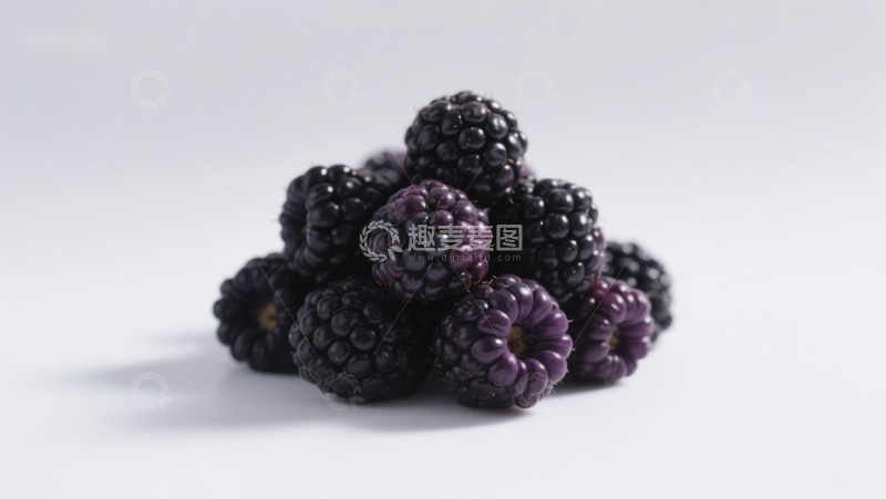高清大图下载【趣麦麦图】新鲜黑莓堆叠特写