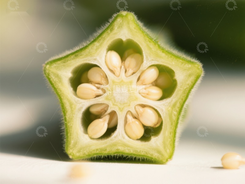 高清大图下载【趣麦麦图】切开的秋葵展示内部种子结构