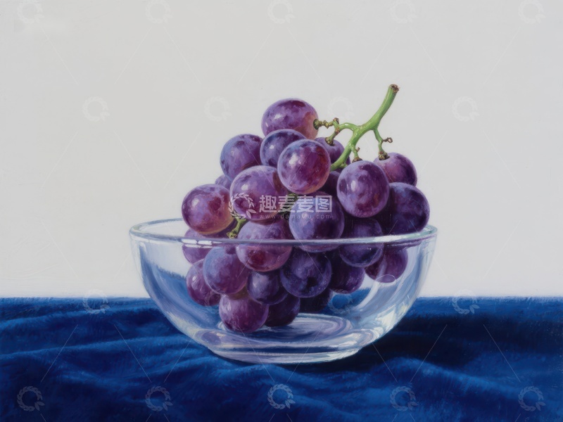 高清大图下载【趣麦麦图】透明碗中的紫色葡萄