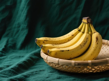 篮子里的成熟香蕉