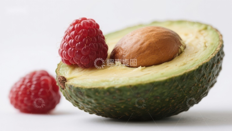 高清大图下载【趣麦麦图】牛油果与覆盆子的健康组合