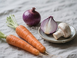 新鲜蔬菜：胡萝卜、洋葱与蘑菇