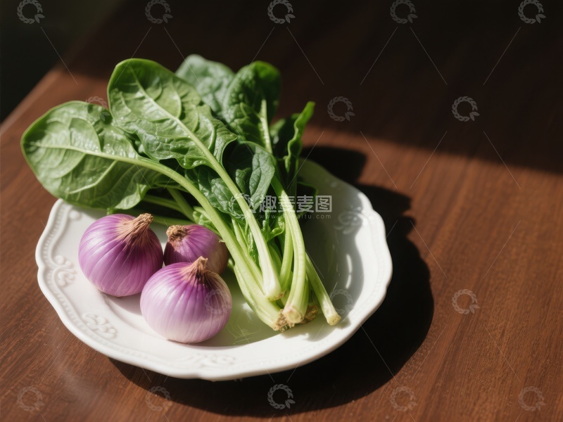 高清大图下载【趣麦麦图】新鲜蔬菜与洋葱置于盘中
