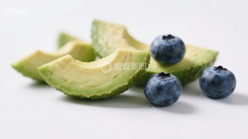 高清大图下载【趣麦麦图】新鲜牛油果与蓝莓特写