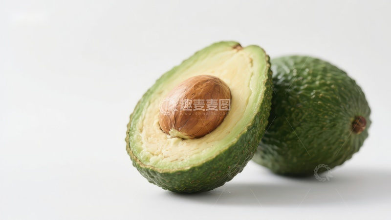 高清大图下载【趣麦麦图】新鲜切开的鳄梨展示