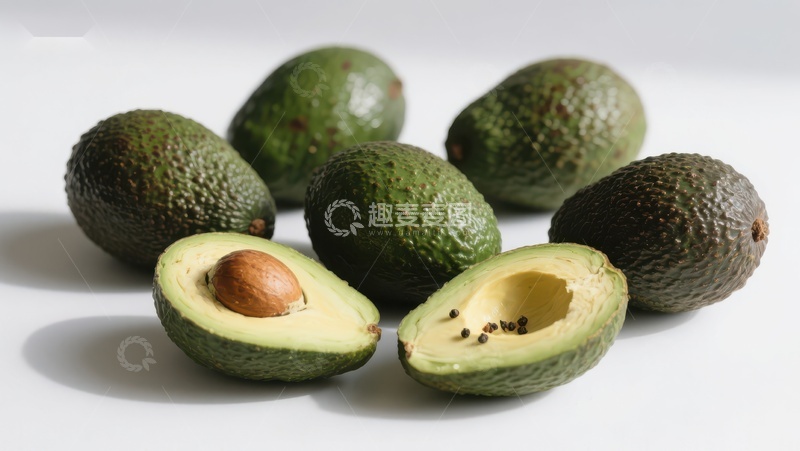 高清大图下载【趣麦麦图】新鲜牛油果展示