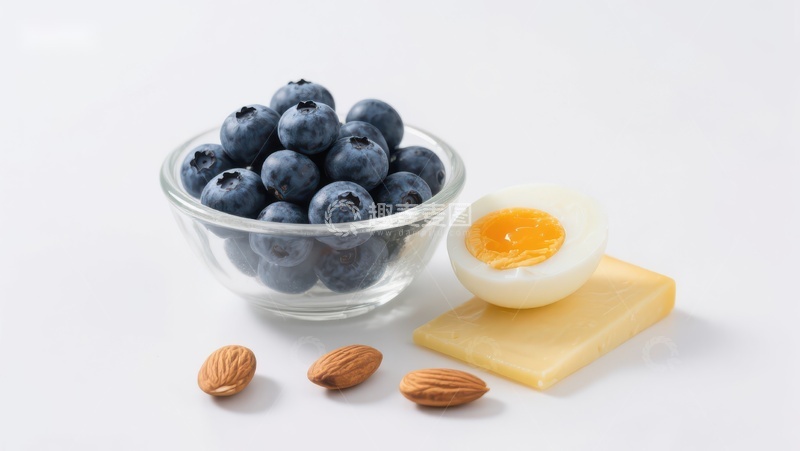 高清大图下载【趣麦麦图】蓝莓、鸡蛋与杏仁的健康早餐组合