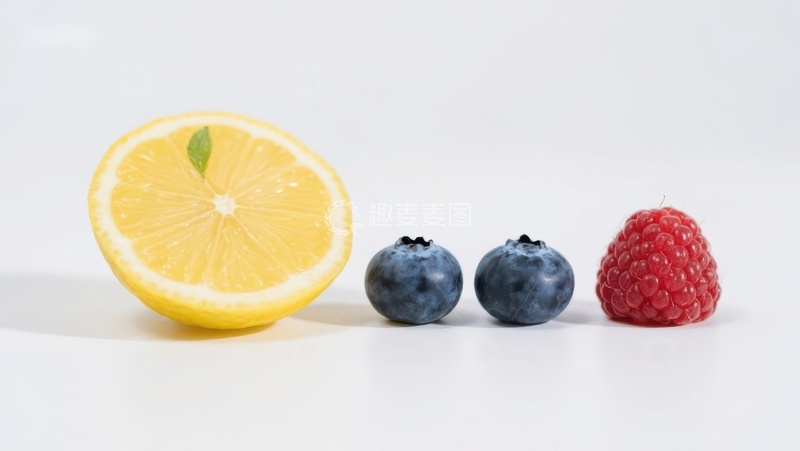 高清大图下载【趣麦麦图】柠檬蓝莓与覆盆子的清新组合