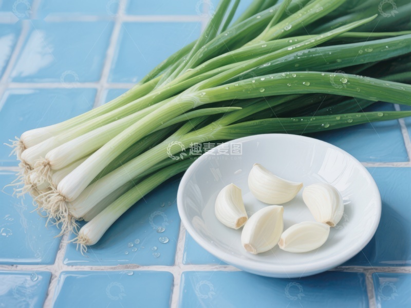 高清大图下载【趣麦麦图】新鲜葱蒜，健康食材